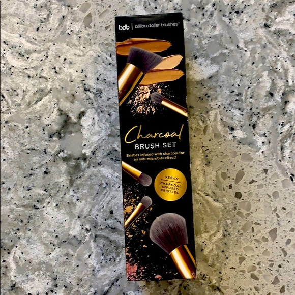 Billion dollar brushes - Picture 1 of 6